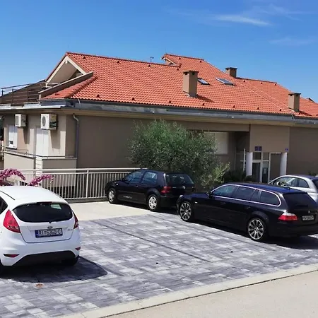 Apartment Mara