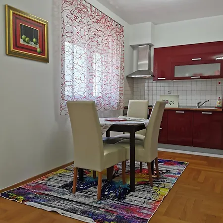Apartment Mara *