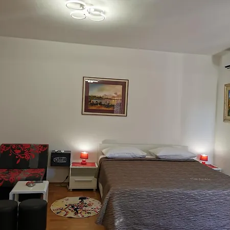 Mara Cres