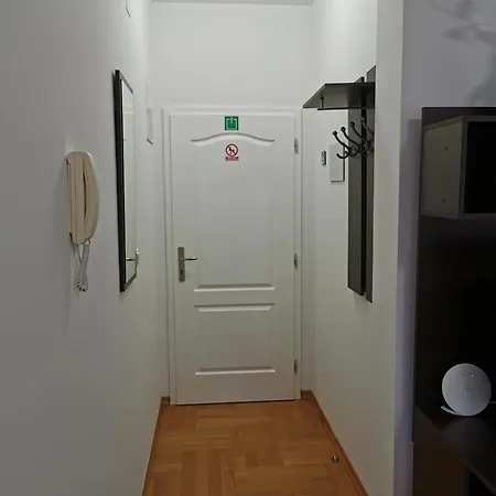 Apartment Mara *