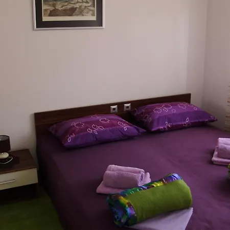 Mara Apartment *