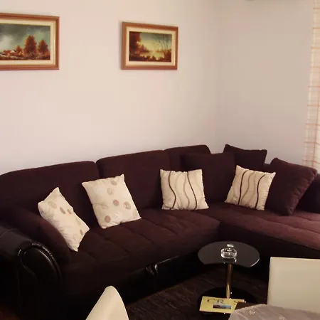 Mara Apartment