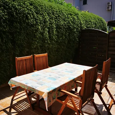 Apartment Mara Cres