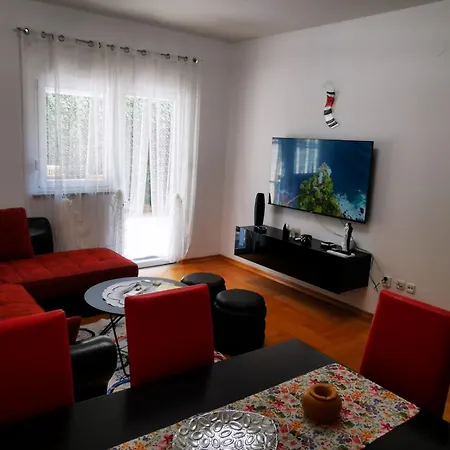 Mara Apartment