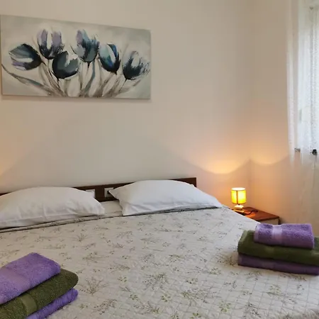 Apartment Mara *