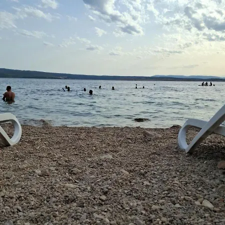 Mara Cres